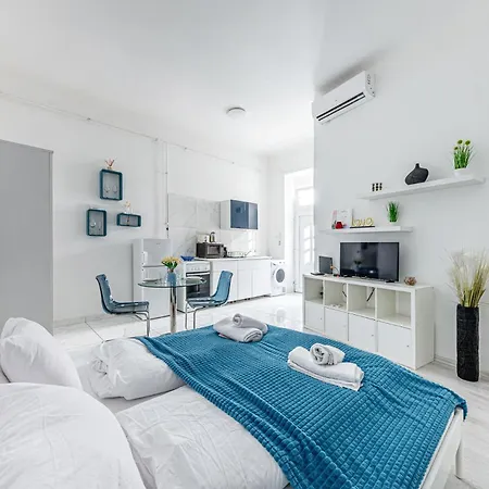 Margaret Ave 26 Stylish Ac Smart Tv Daire