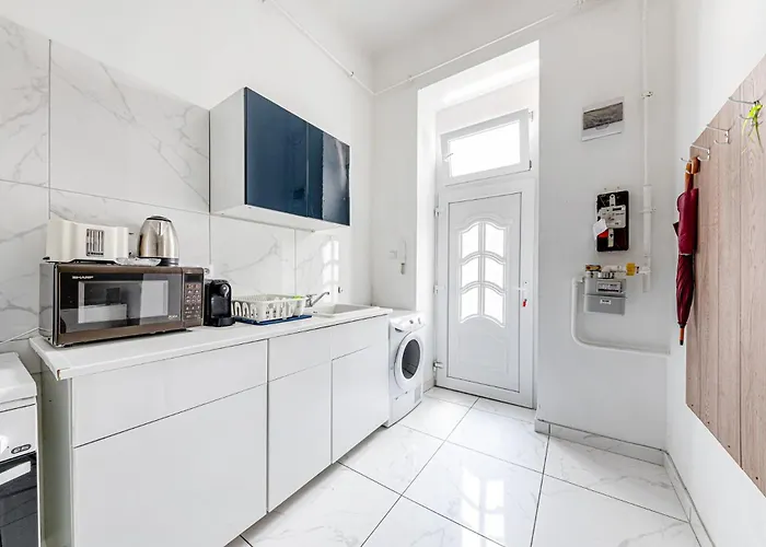 Margaret Ave 26 Stylish Ac Smart Tv شقة بودابست